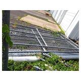 LG CHAIN LINK GATE W/ POSTS