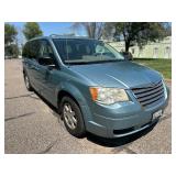 2010 CHRYSLER TOWN AND COUNTRY LX *149k Miles | No Accidents* (NO RESERVE)