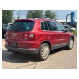 2010 VOLKSWAGEN TIGUAN WOLFSBURG EDITION 4MOTION *No Accidents | Prior Certified Pre-Owned* (NO RESERVE)