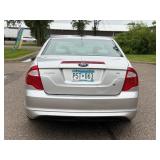 2010 FORD FUSION SE (NO RESERVE)