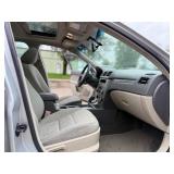 2010 FORD FUSION SE (NO RESERVE)