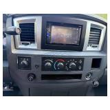 2007 DODGE RAM 1500 SLT 4x4 *No Accidents* (NO RESERVE)