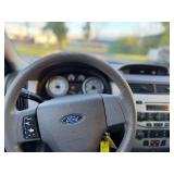 2011 FORD FOCUS SE *2 Owner w/ No Accidents* (NO RESERVE)