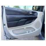 2014 DODGE GRAND CARAVAN SXT *127k Miles | 2 Owner | No Accidents* (NO RESERVE)