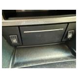 2006 CHRYSLER 300 TOURING *All wheel Drive w/ No Accidents* (NO RESERVE)