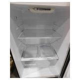 Vissani 18 cu. ft. Top Freezer Refrigerator in Stainless Steel Look
