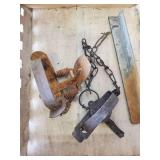 Vintage Blue Anchor Fruit Box and Animal Traps Oneida Victor