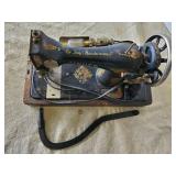 Gorgeous Vintage Singer Sewing Machine
