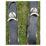 2 Pair Vintage HEAD Snow Skis  Great For Display