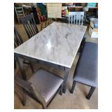 Gorgeous Like New Table 4 Chairs and Bench Seat  with Drawers on both ends