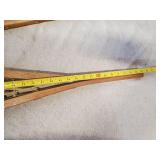 10 X 58 Snow Shoes made in Canada in Good Condition