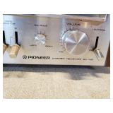 Pioneer Stereo Receiver SX-780 Powers up