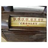 Vintage Crosley Radio Plugged in and Powered up