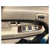 2001 Nissan Pathfinder LE