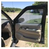 2001 Nissan Pathfinder LE