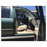 2001 Nissan Pathfinder LE