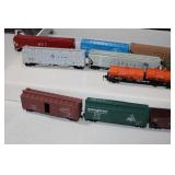 13 pc Rolling Stock in Box Milwaukee Road, MKT Burlington Pillsbury Illinois Central