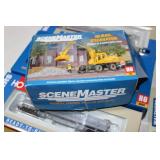 10 pc HO Rolling Stock with Railpower 1370 Powerpack Walthers, Athearn Load Excavator & Display Cases