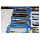 Large Lot of HO Rolling Stock Walthers Mainline Trainline and Extra Top Load