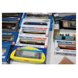 Large Lot of HO Rolling Stock Walthers Mainline Trainline and Extra Top Load