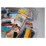 Large Lot of HO Rolling Stock Walthers Mainline Trainline and Extra Top Load