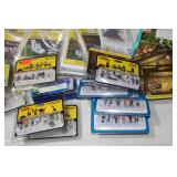 HO Scenery Telephone pole Buildings and lots and lots of people!