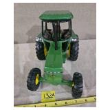 ERTL John Deere 2550