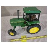 ERTL John Deere 2550 Tractor
