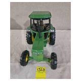 ERTL John Deere 2550 Tractor