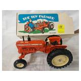 ERTL Allis-Chalmers D19 Tractor