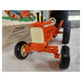 ERTL Allis-Chalmers D19 Tractor