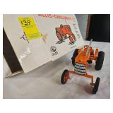 ERTL Allis-Chalmers D10 Tractor Collector Edition