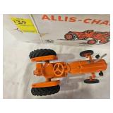 ERTL Allis-Chalmers D10 Tractor Collector Edition