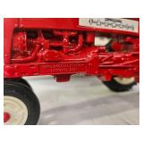 ERTL Farmall 350 1985 Edition