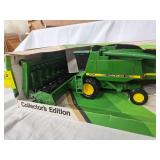 ERTL John Deere 9600 Combine