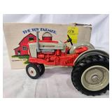 ERTL Ford 901 Powermaster