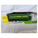 ERTL John Deere Barge Wagon