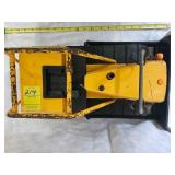 TONKA T-9 Mighty Bulldozer