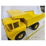 MIGHTY TONKA Dump Truck