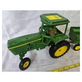 VINTAGE ERTL JD Tractor