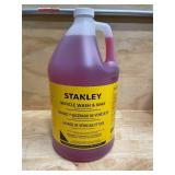 Lot of 4 - Stanley STCTW004 Car and Truck wash Detergent, Car & Truck, Red