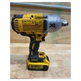 DEWALT 20V MAX XR Cordless Brushless 3/4 in. High Torque Impact Wrench with Hog Ring Anvil and 4.0Ah Battery