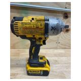 DEWALT 20V MAX XR Cordless Brushless 1/2 in. High Torque Impact Wrench with Detent Pin Anvil with 5.0AH Battery
