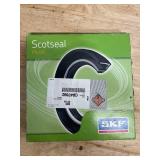 Lot of 7 - Wheel and Oil Seals