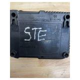 DEWALT 12V to 20V Lithium-Ion Battery Charger