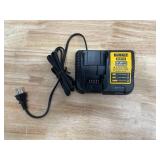 DEWALT 20V MAX Battery Charger (DCB112)