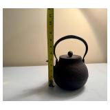 Black Cast Iron Tea Pot