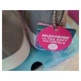 Skechers sz 9.5 Memory Foam Sneakers *New in Box*