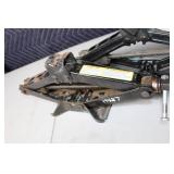 Set of 2 Used Automotive Scissor Jacks