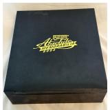 Barry Larkin /150 2003 Absolute Memorabilia Game-Worn Jersey Relic and Plaque